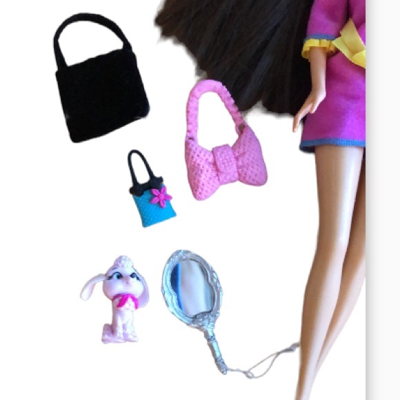 Set of 16 Barbies plus Wardrobe & Accessories - Picture 7 of 15